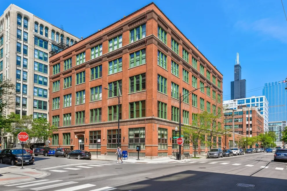 Unit for sale at 331 S Peoria Street, Chicago, IL 60607