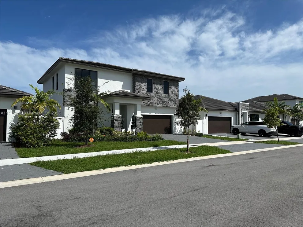 Unit for sale at 23373 SW 107th Pl, Homestead, FL 33032
