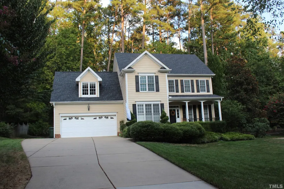 Photo of 206 Briardale Avenue, Cary, NC 27519