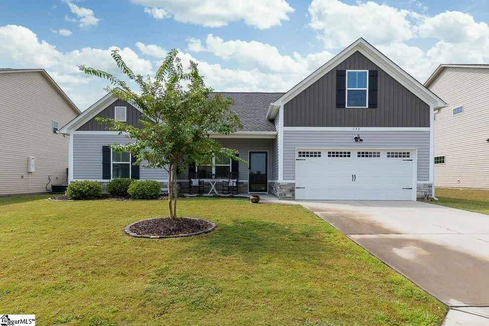 Unit for sale at 123 Mitford Way, Fountain Inn, SC 29644