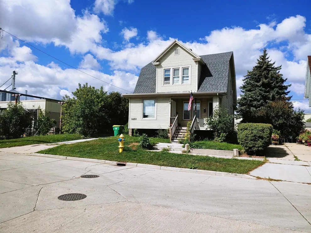 Photo of 1450 South Chestnut Avenue, Green Bay, WI 54304