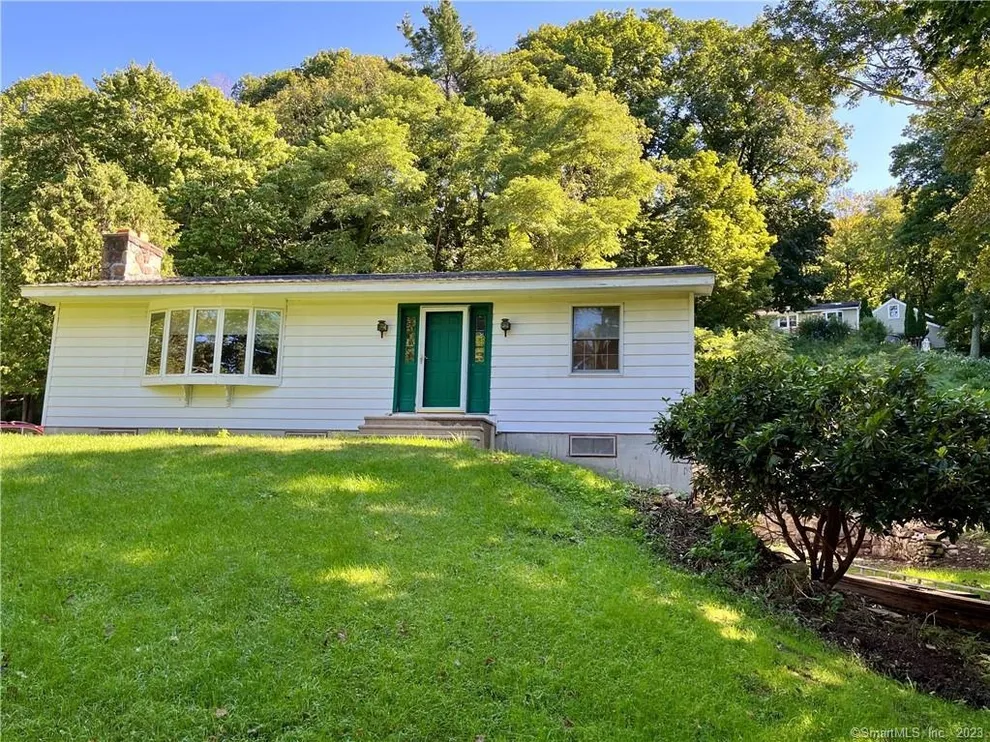 Unit for sale at 4 College Hill Road, North Canaan, Connecticut 06024