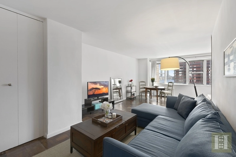 Unit for sale at 300 E 40TH Street, Manhattan, NY 10016
