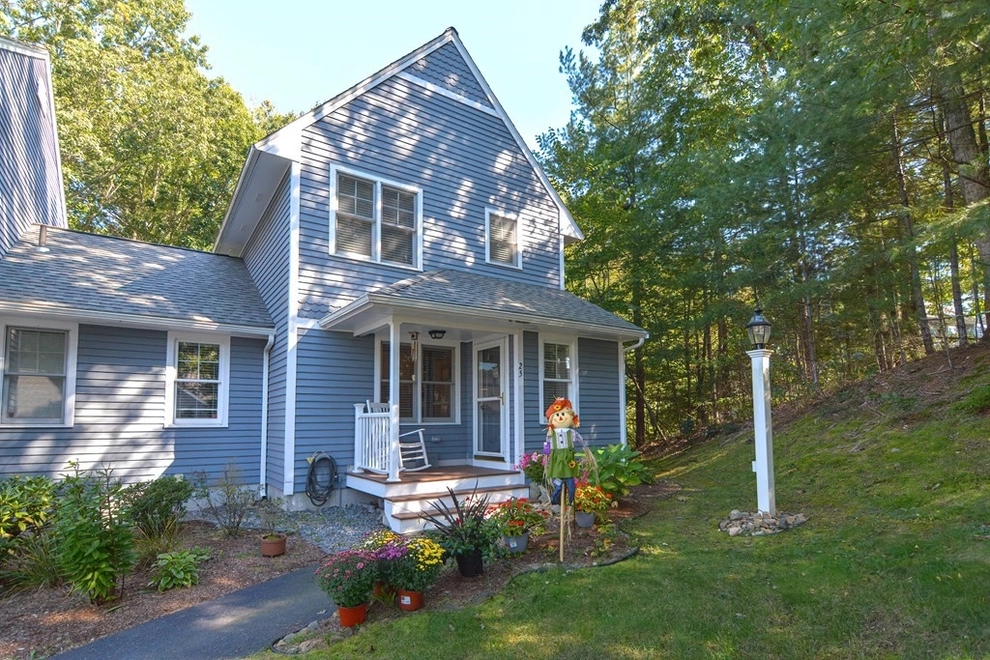 Unit for sale at 25 Laurelwood Dr, Hopedale, MA 01747