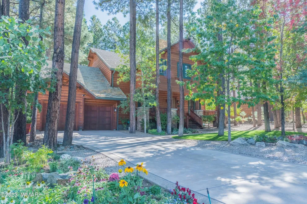 Unit for sale at 8829 Country Club Drive, Pinetop, AZ 85935