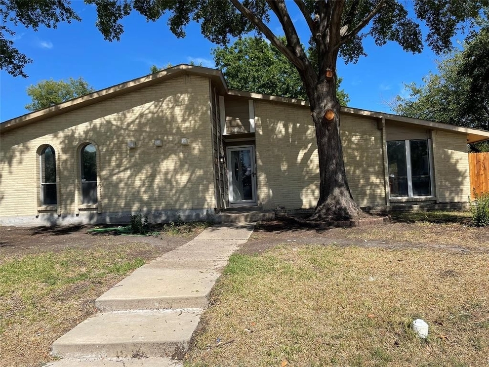 Unit for sale at 3806 Commonwealth Drive, Garland, TX 75043