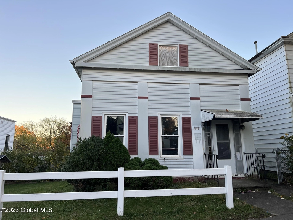 Unit for sale at 1318 3rd Avenue, Watervliet, NY 12189