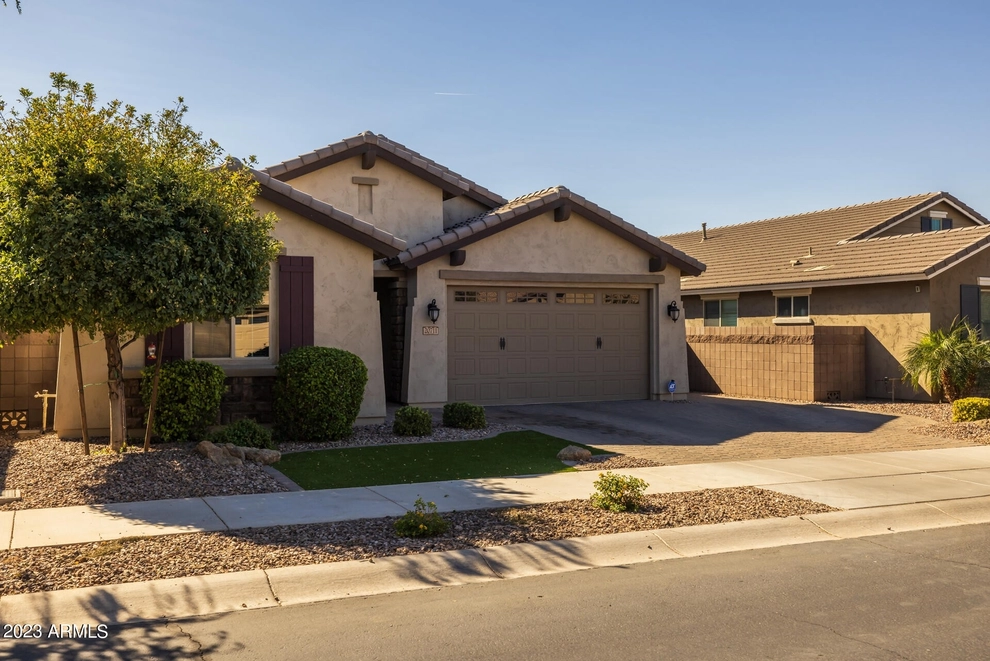 Photo of 20711 East Canary Way, Queen Creek, AZ 85142