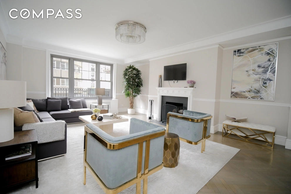 Photo of 103 East 75th Street, New York, NY 10021