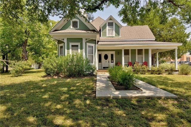 Photo of 206 Taylor Street, Hutto, TX 78634