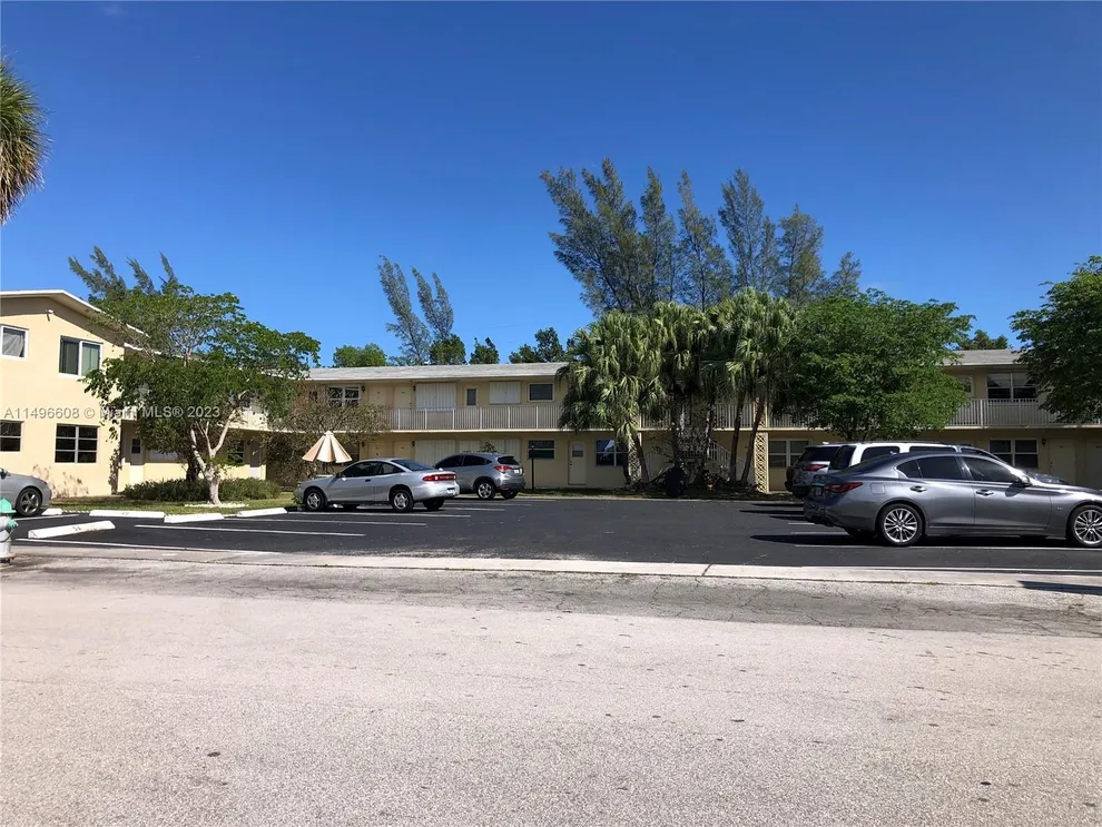 Unit for sale at 1301 N 12th Ct, Hollywood, FL 33019