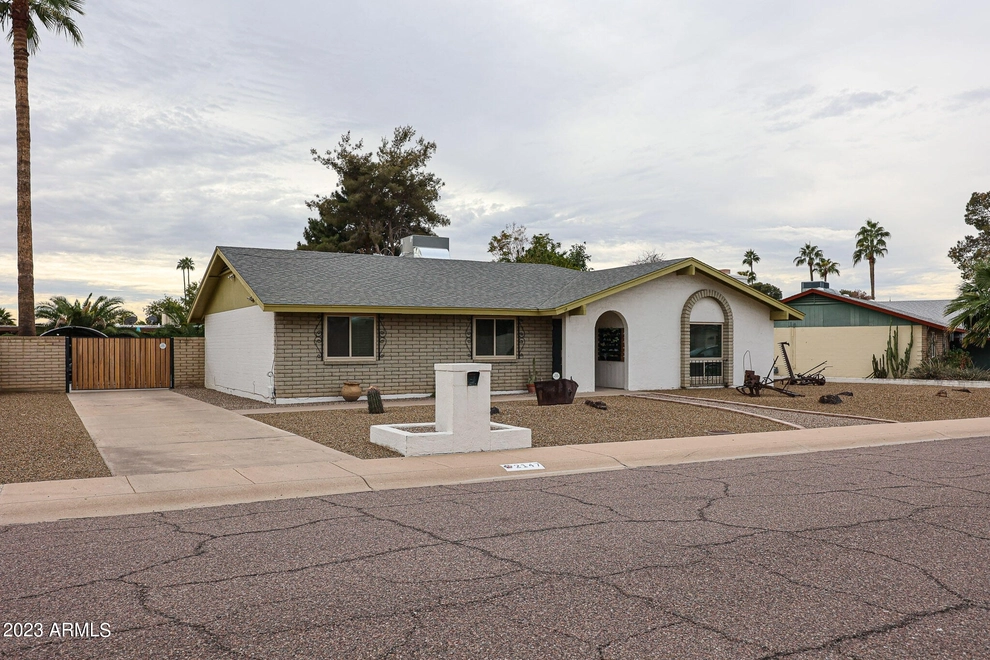 Unit for sale at 2147 W SHARON Avenue, Phoenix, AZ 85029