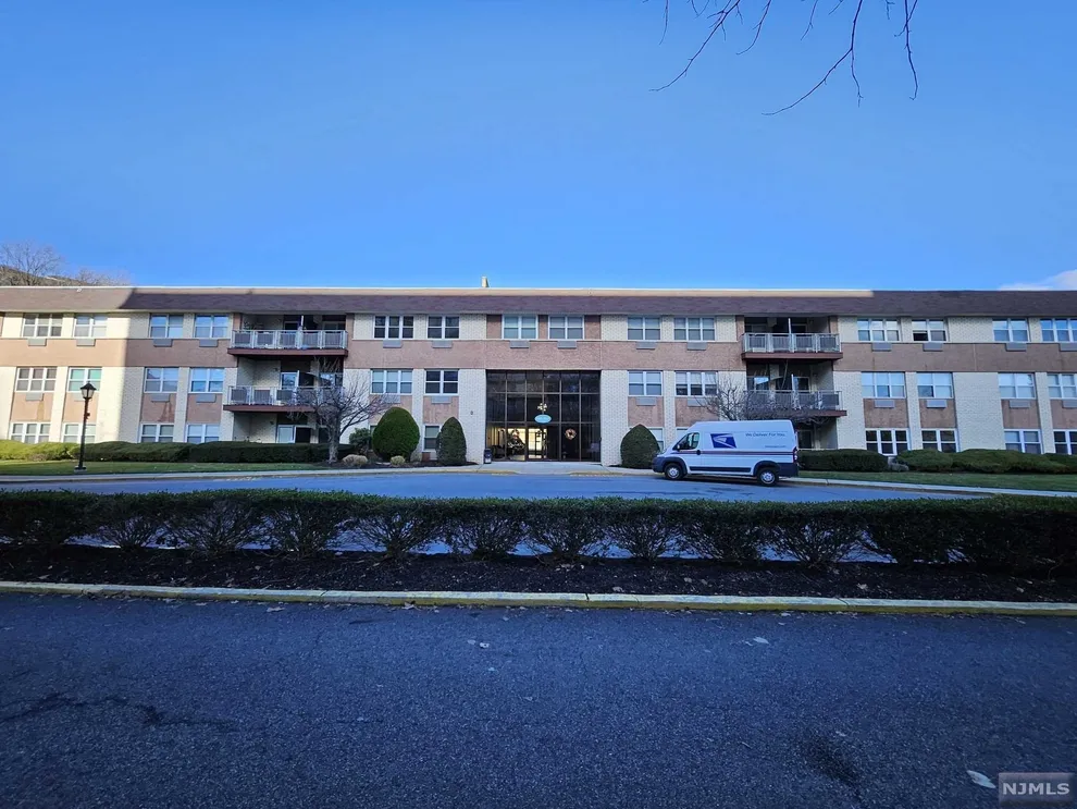 Unit for sale at 1111 River Road, Edgewater, NJ 07020