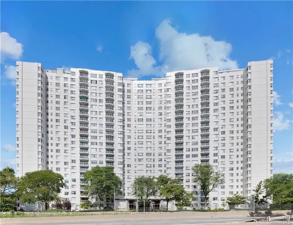 Unit for sale at 3333 Henry Hudson Parkway, Bronx, NY 10463