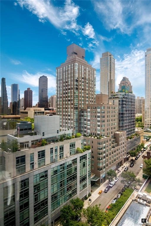 10 West End Ave Nyc