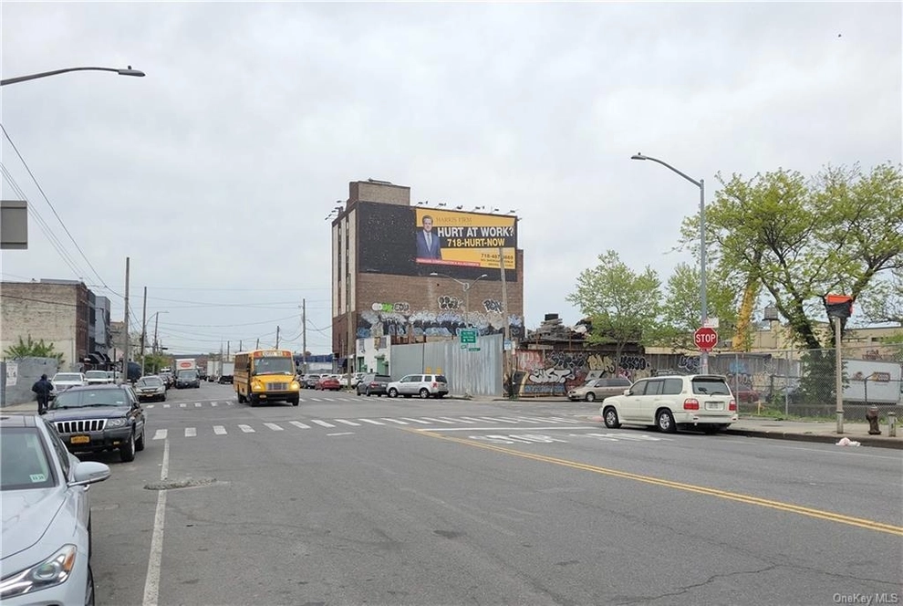 Photo of 1093 Longwood Avenue, Bronx, NY 10474