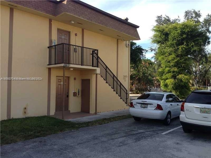 Unit for sale at 2804 NW 55th Ave, Lauderhill, FL 33313