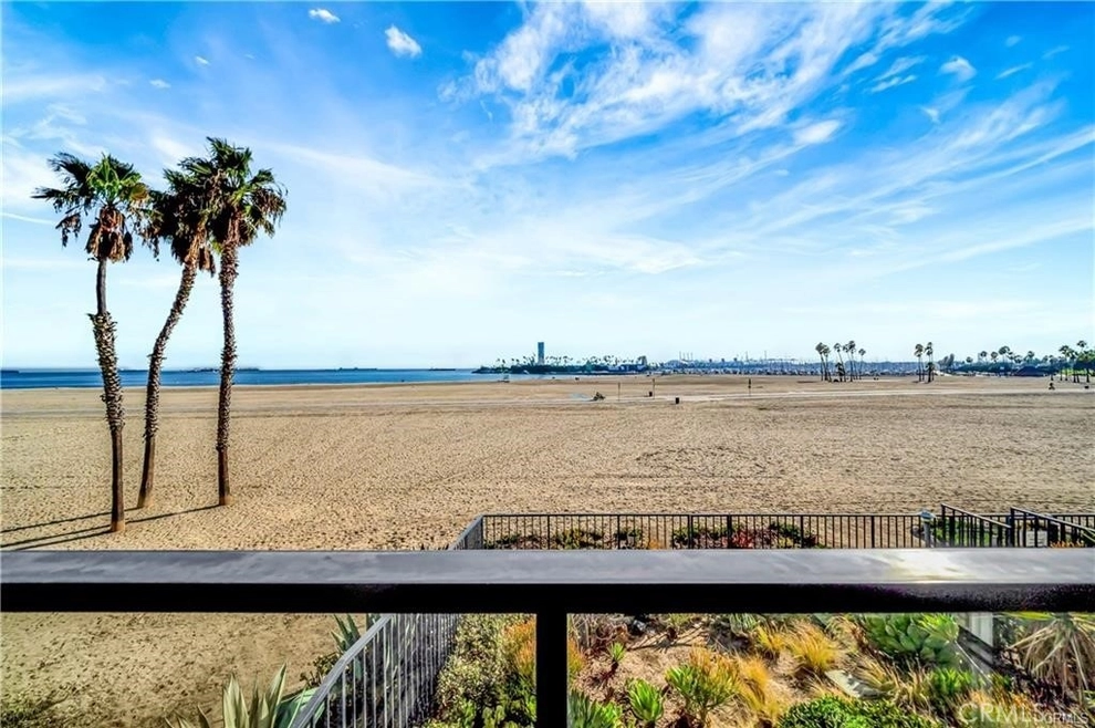 Unit for sale at 1 3rd Place, Long Beach, CA 90802