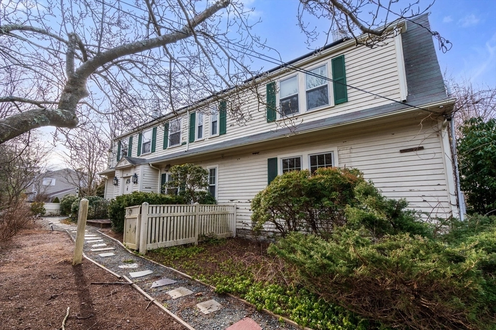Unit for sale at 132 N Main St, Sharon, MA 02067