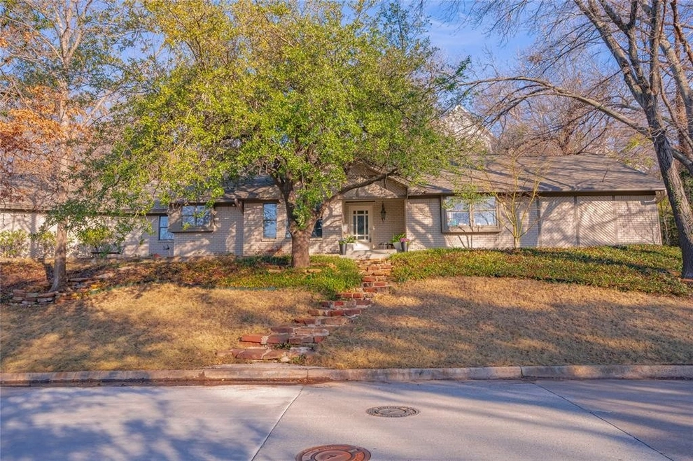 Unit for sale at 3801 Harlanwood Drive, Fort Worth, TX 76109