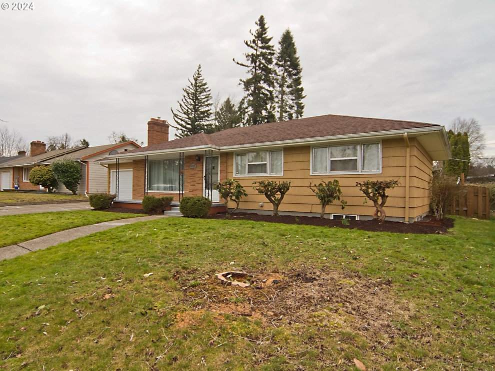 Photo of 16224 Southeast Taggart Street, Portland, OR 97236