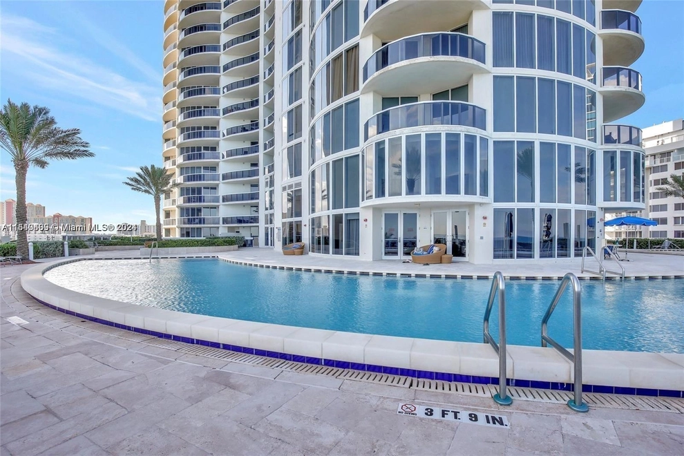 Unit for sale at 17201 Collins Ave, Sunny Isles Beach, FL 33160