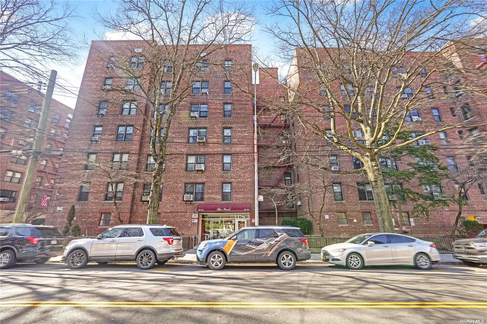 Photo of 33-24 Junction Boulevard, Jackson Heights, NY 11372