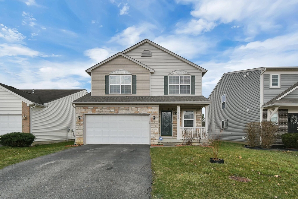 Unit for sale at 3799 Sugarbark Drive, Canal Winchester, OH 43110
