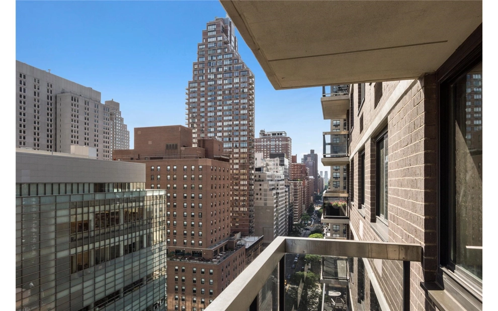 Unit for sale at 515 E 72ND Street, Manhattan, NY 10021
