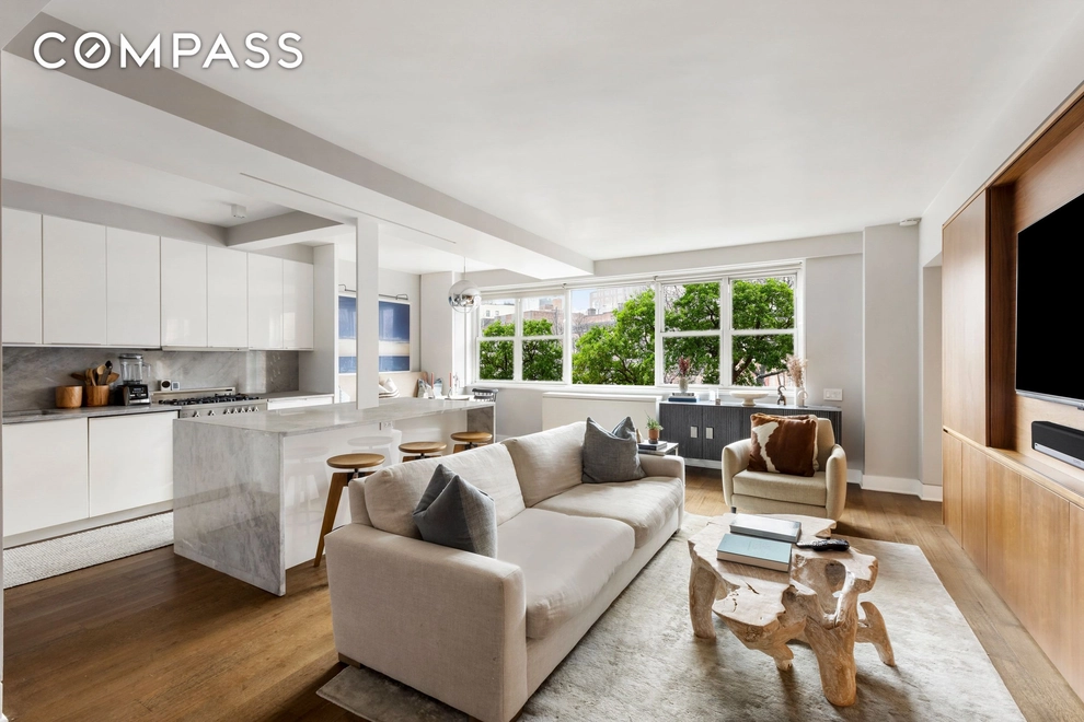Unit for sale at 2 Horatio Street, Manhattan, NY 10014