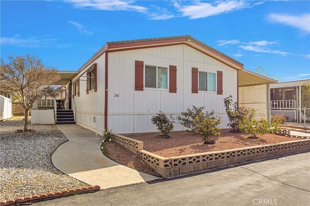 Photo of 13393 Mariposa Road, Victorville, CA 92395