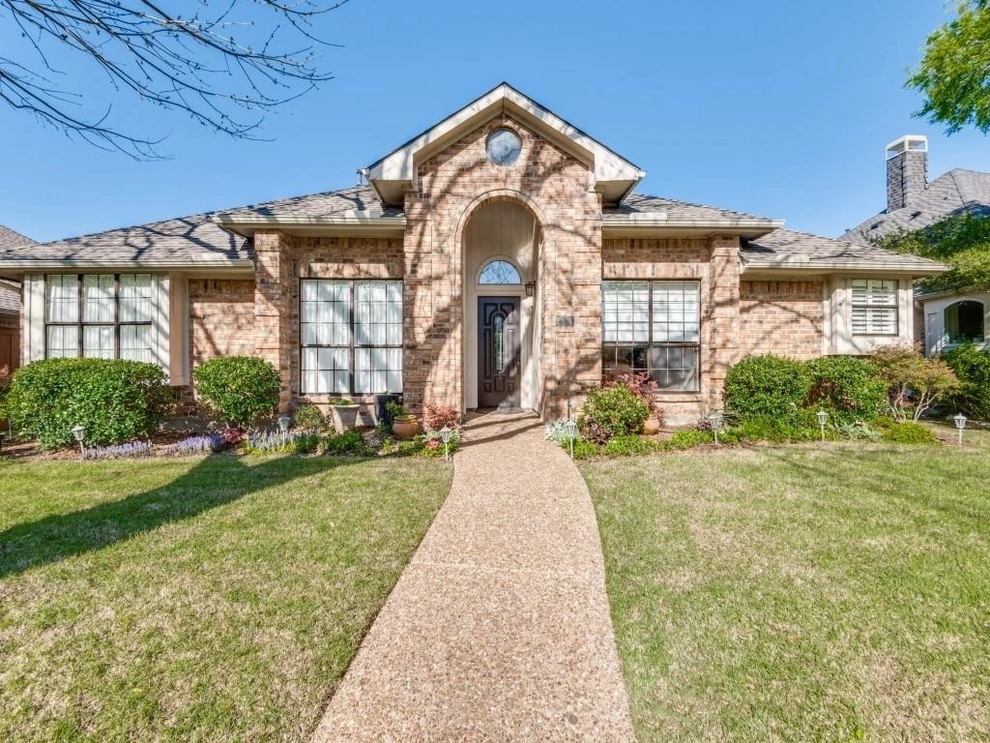 Unit for sale at 9105 Silverdollar Trail, Irving, TX 75063