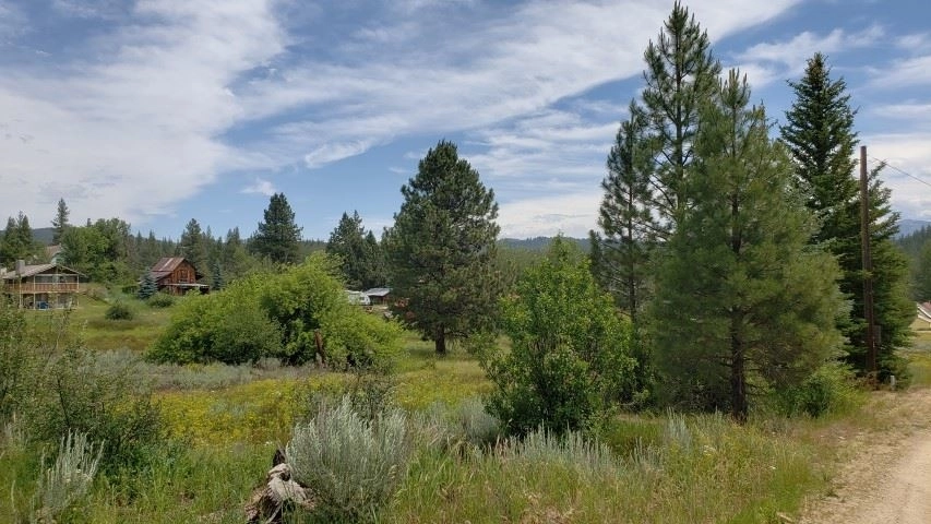 Photo of 140 Ranft Road, Placerville, ID 83666