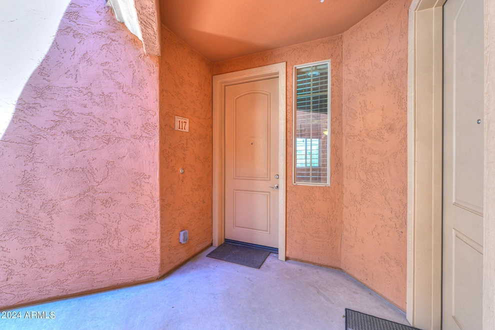 Photo of 900 South Canal Drive, Chandler, AZ 85225