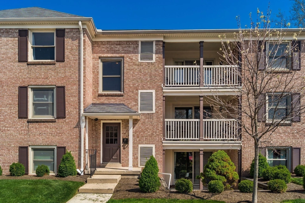 Unit for sale at 892 Chatham Lane, Columbus, OH 43221