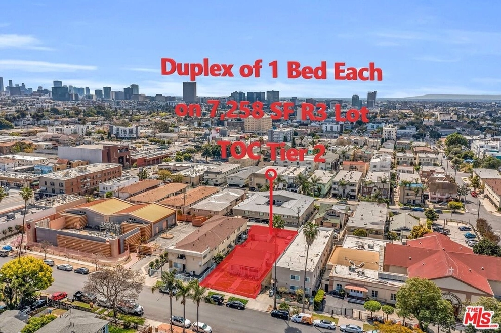 Unit for sale at 4938 Maplewood Ave, Los Angeles, CA 90004