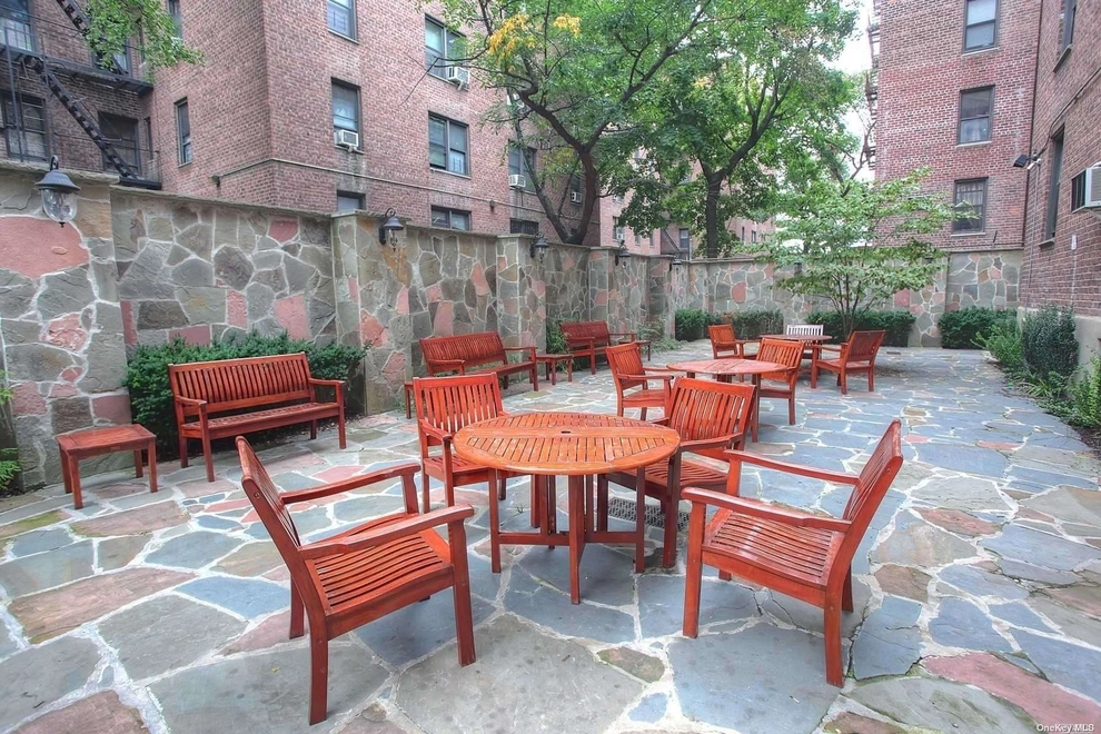 Photo of 37-27 86th Street, Jackson Heights, NY 11372