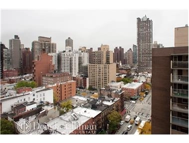 Unit for sale at 400 E 85th St, Manhattan, NY 10028