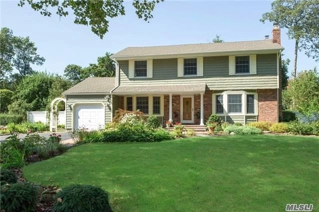 Unit for sale at 12 Pinecone Lane, Commack, NY 11725