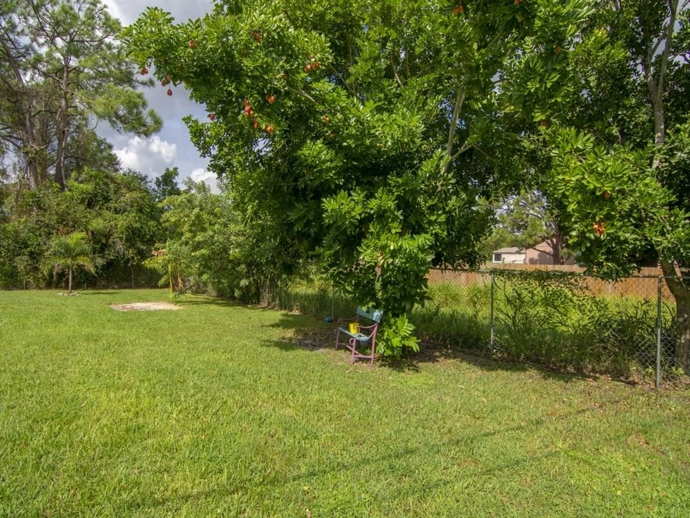 Photo of 1386 Northwest Giralda Circle, Palm Bay, FL 32907