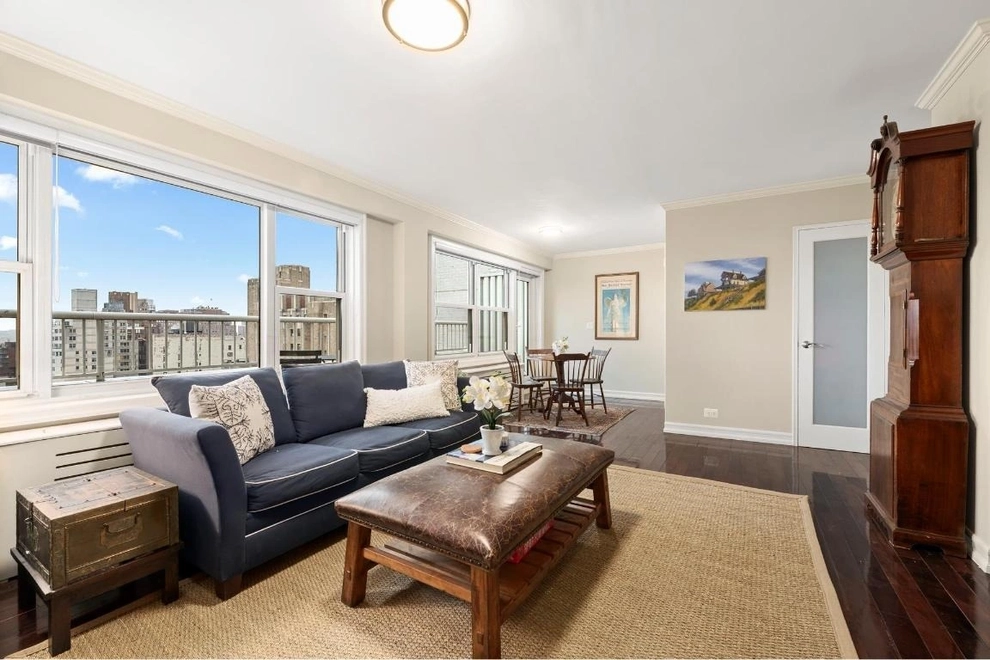 Unit for sale at 101 W 12TH Street, Manhattan, NY 10011