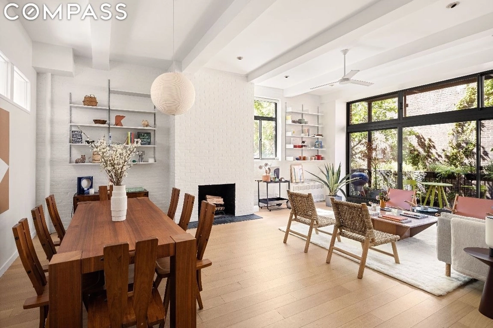Unit for sale at 256 W 10th Street, Manhattan, NY 10014