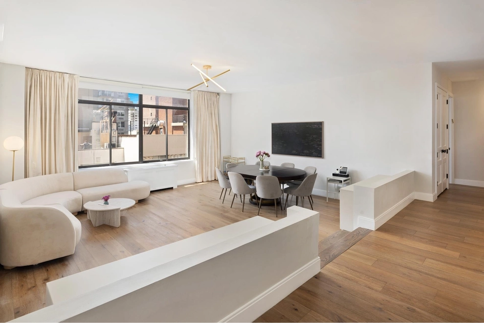 Photo of 525 East 80th Street, New York, NY 10075