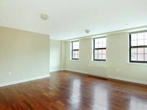 Unit for sale at 313 W 118th St, Manhattan, NY 10026
