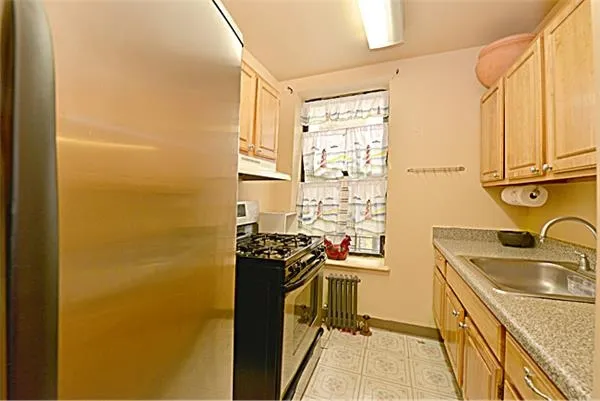 Unit for sale at 517 W 144th St, Manhattan, NY 10031