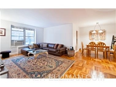 Unit for sale at 302 E 88th Street, Manhattan, NY 10128