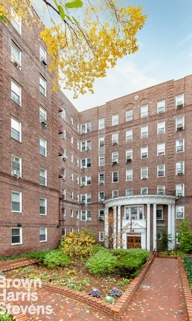Unit for sale at 118 84TH Avenue, Queens, NY 11415