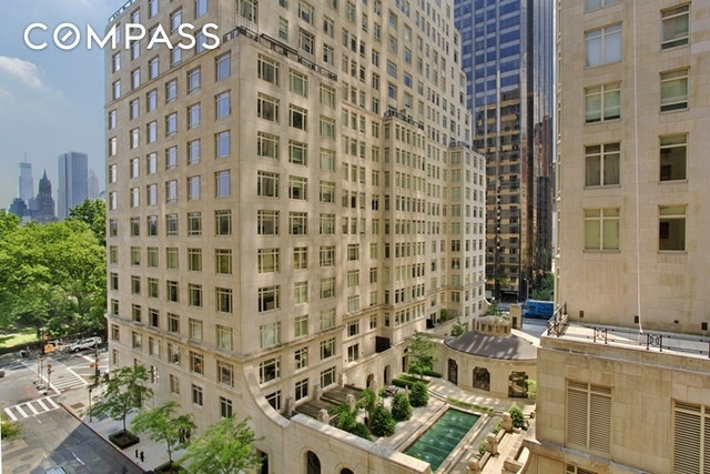 25 Central Park West 7C, New York, NY 10023 Sales