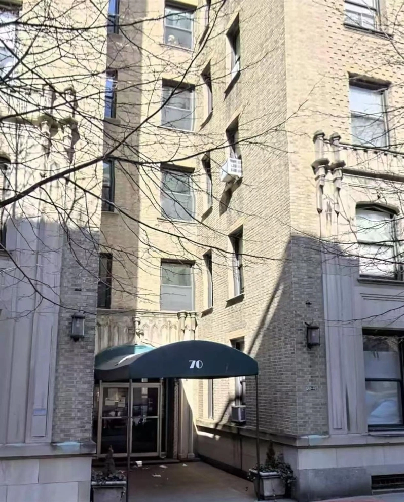 70 Haven Avenue