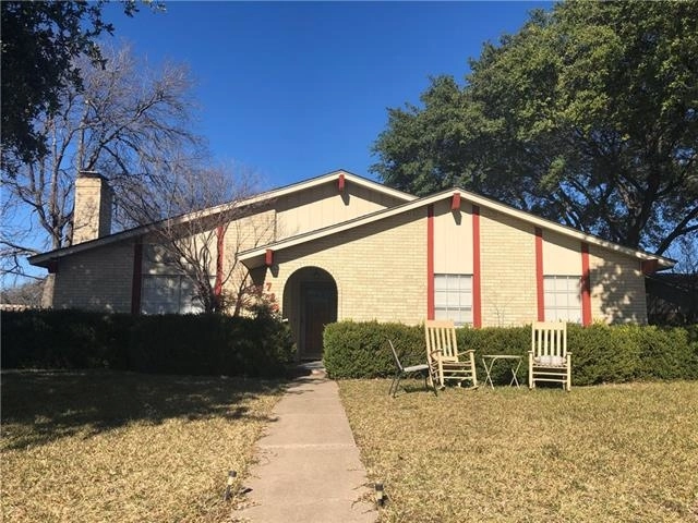 Photo of 729 Woodcastle Drive, Garland, TX 75040
